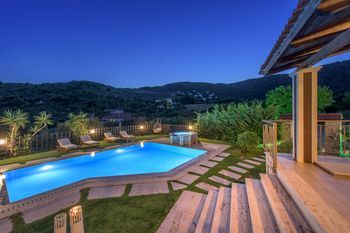 Limneon Villas ไซคิย์นธอสทาวน์ ภายนอก รูปภาพ